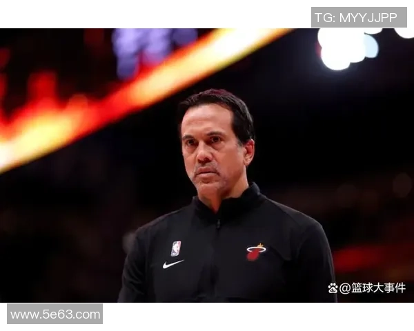 阿德巴约谈球队状态起伏目标先赢接下来的两场再谈附加赛